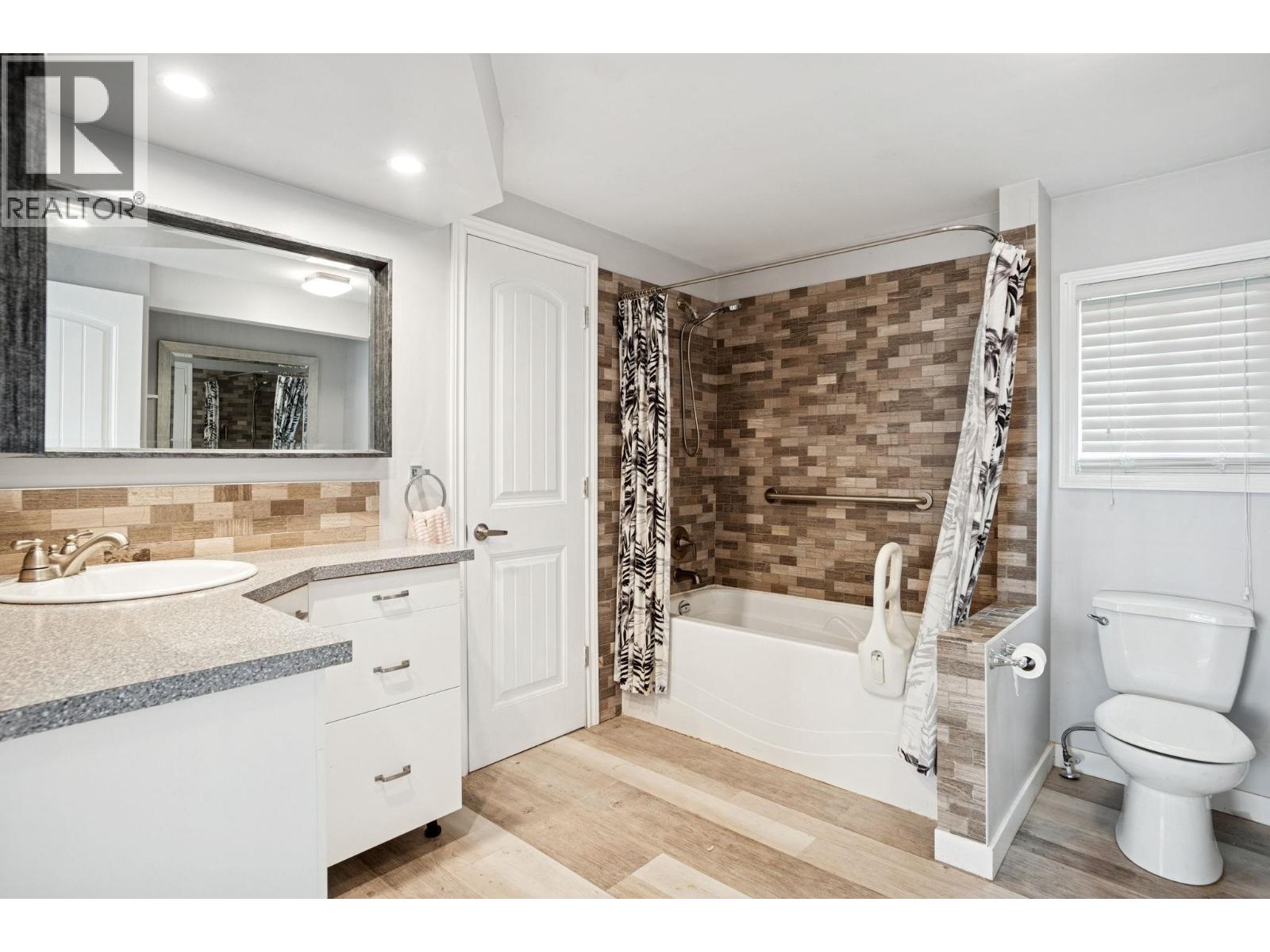 47 145 King Edward Street, Coquitlam, British Columbia  V3K 6L4 - Photo 14 - R3062017