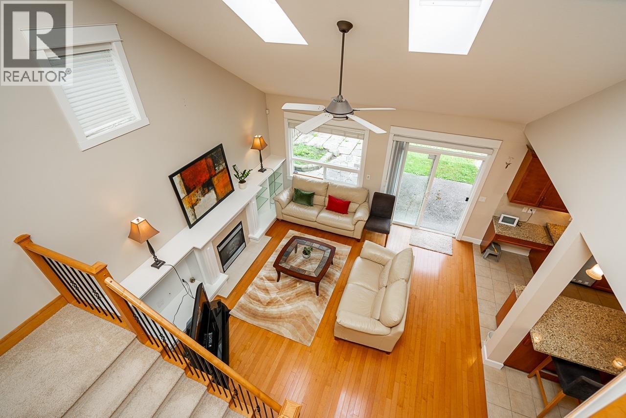 6028 Dunsmuir Crescent, Richmond, British Columbia  V7C 5V7 - Photo 5 - R3062515