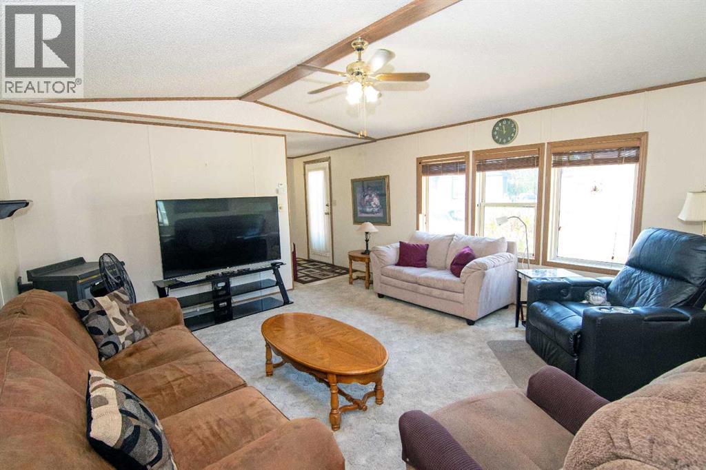 504 Home Place  Se, High River, Alberta  T1V 1K1 - Photo 7 - A2265791