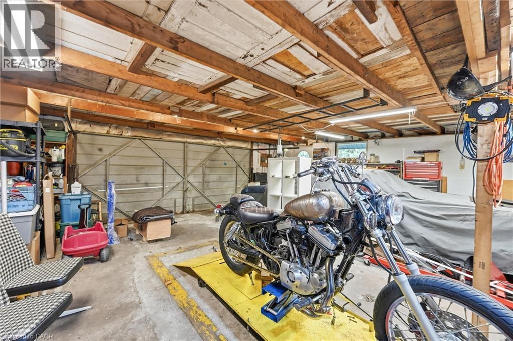 415 Henderson Road, Burlington, Ontario  L7L 2P6 - Photo 45 - 40783713