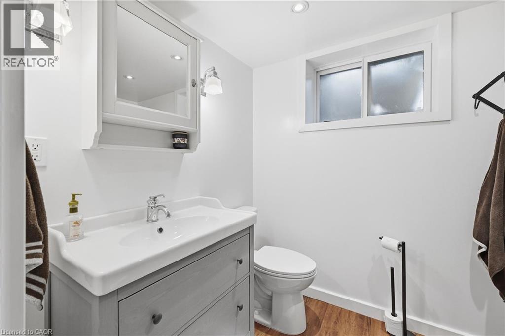 415 Henderson Road, Burlington, Ontario  L7L 2P6 - Photo 28 - 40783713