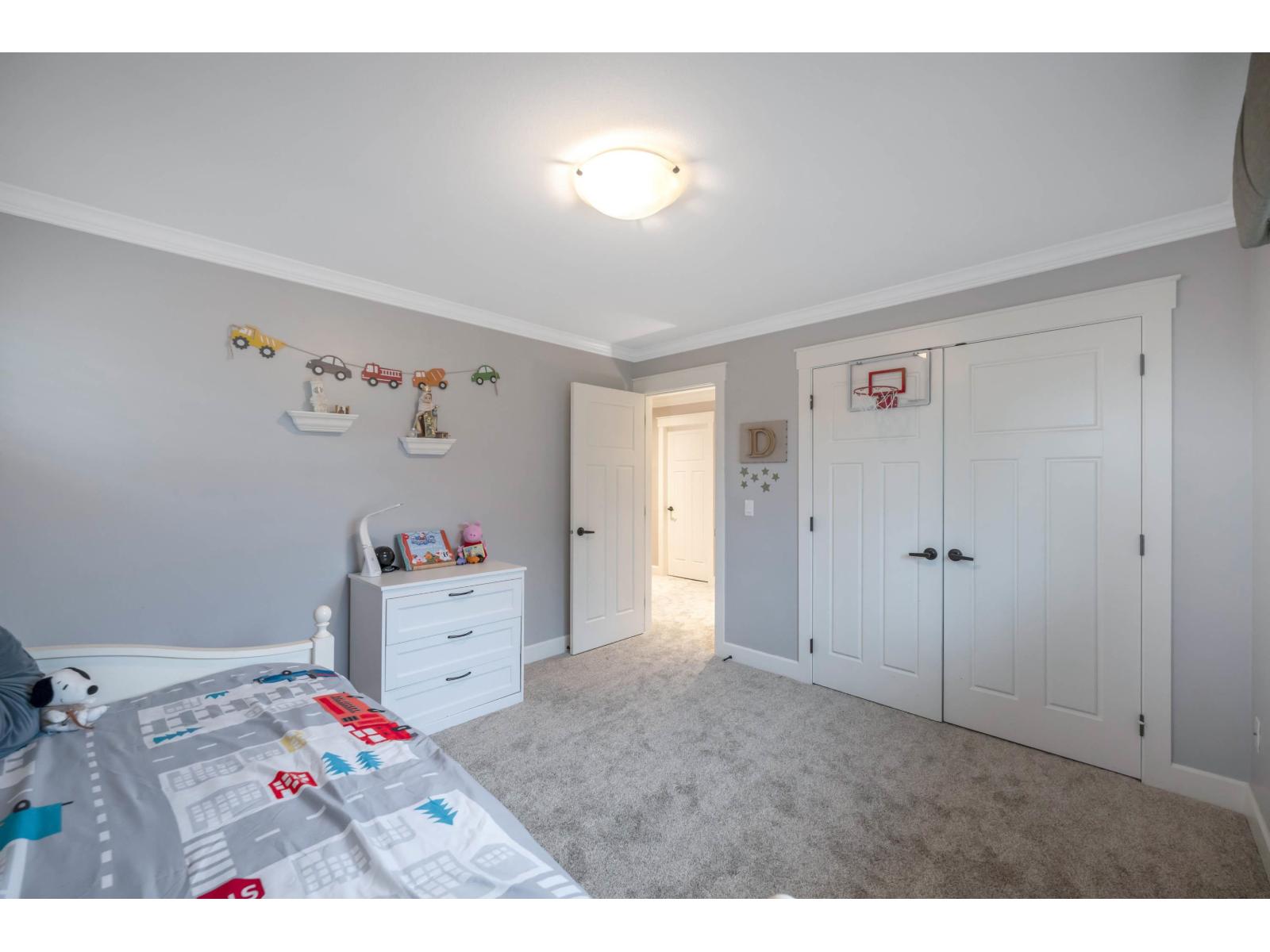 8121 210a Street, Langley, British Columbia  V2Y 0K2 - Photo 31 - R3061913