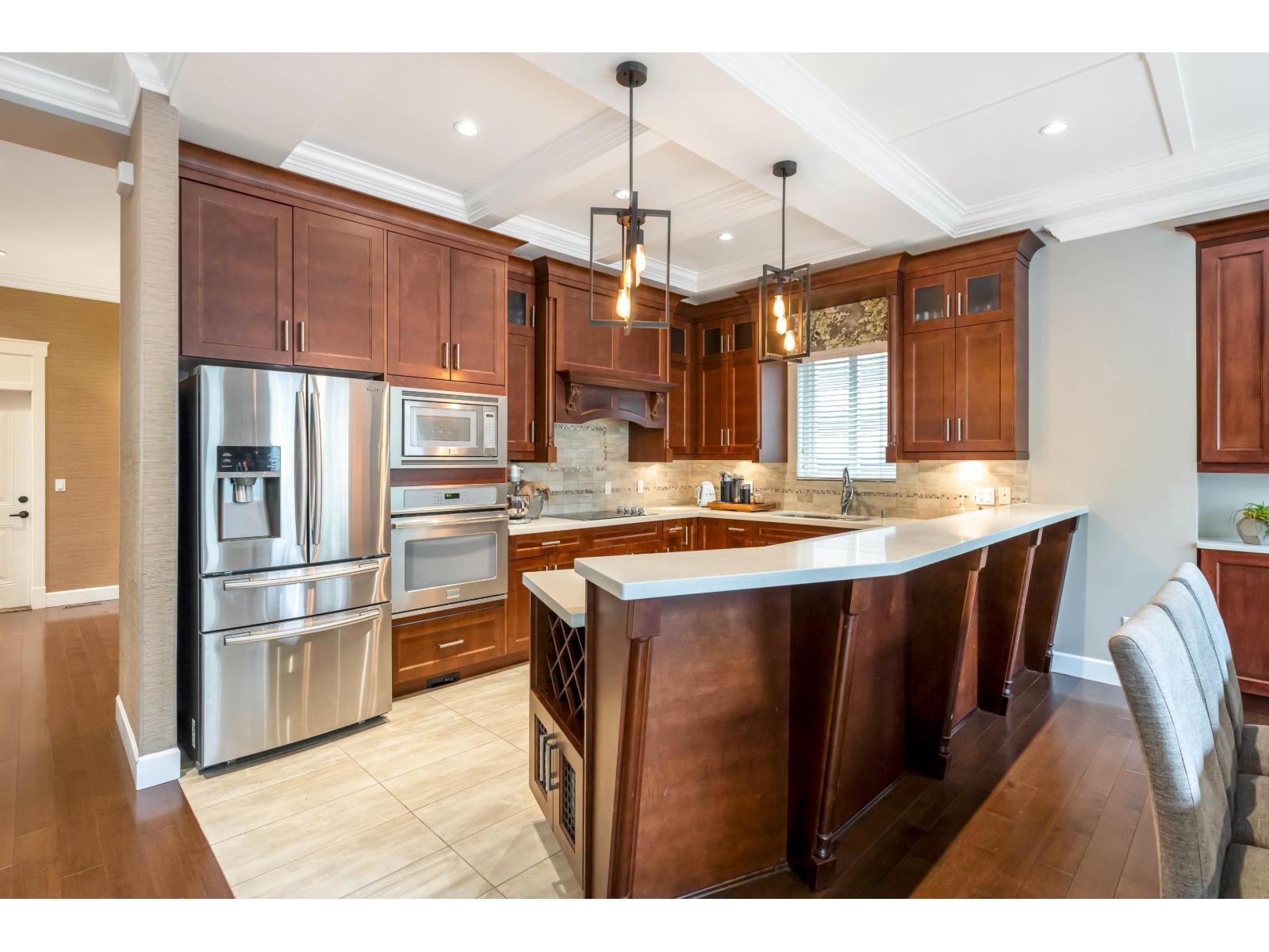 8121 210a Street, Langley, British Columbia  V2Y 0K2 - Photo 10 - R3061913