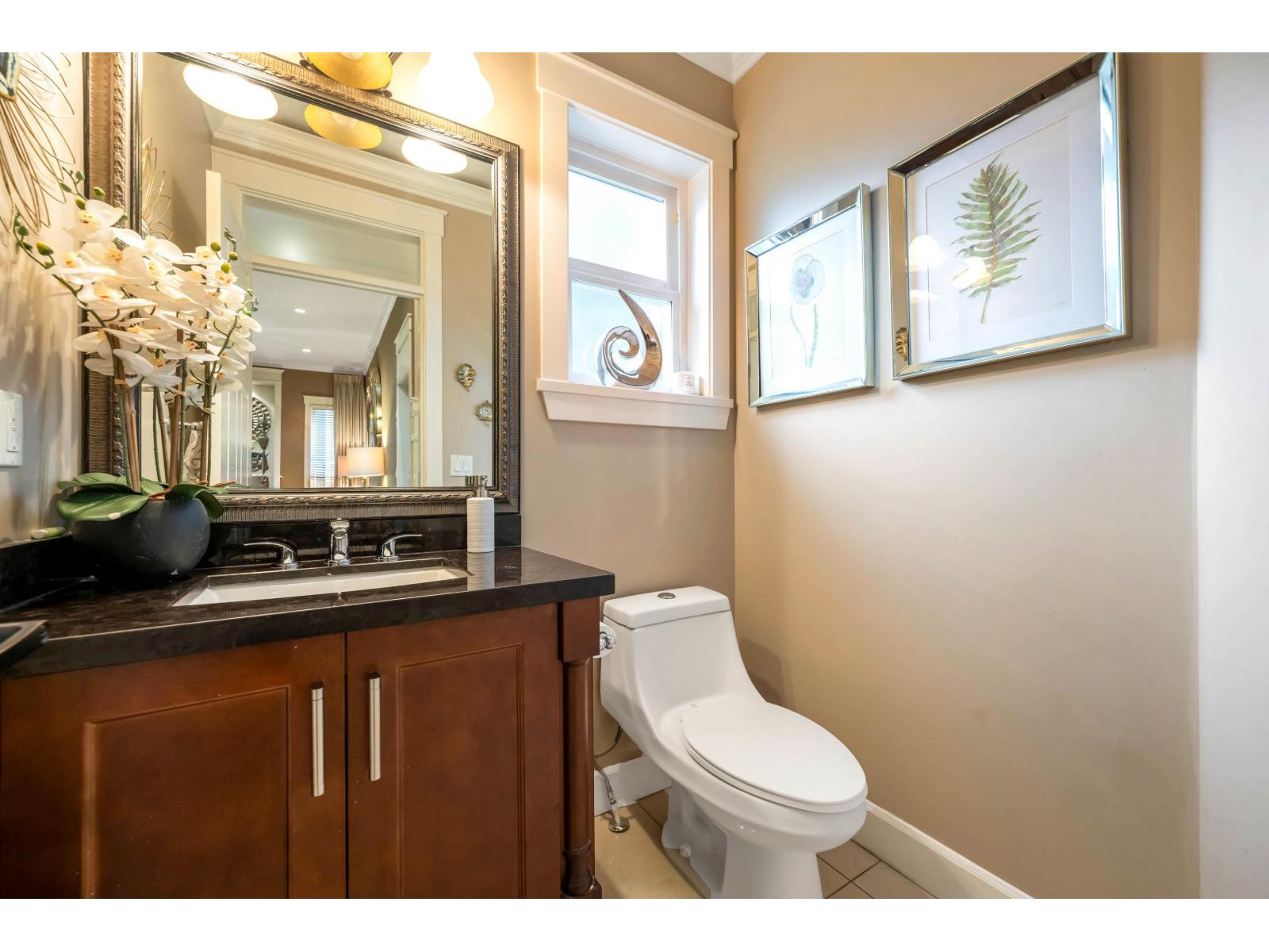 8121 210a Street, Langley, British Columbia  V2Y 0K2 - Photo 9 - R3061913