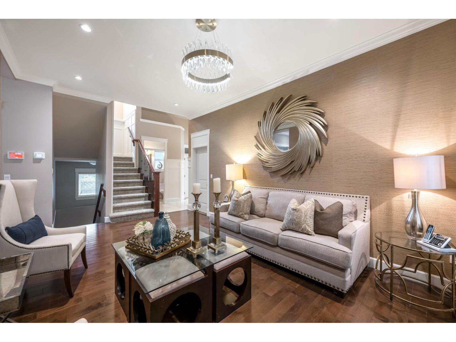 8121 210a Street, Langley, British Columbia  V2Y 0K2 - Photo 5 - R3061913