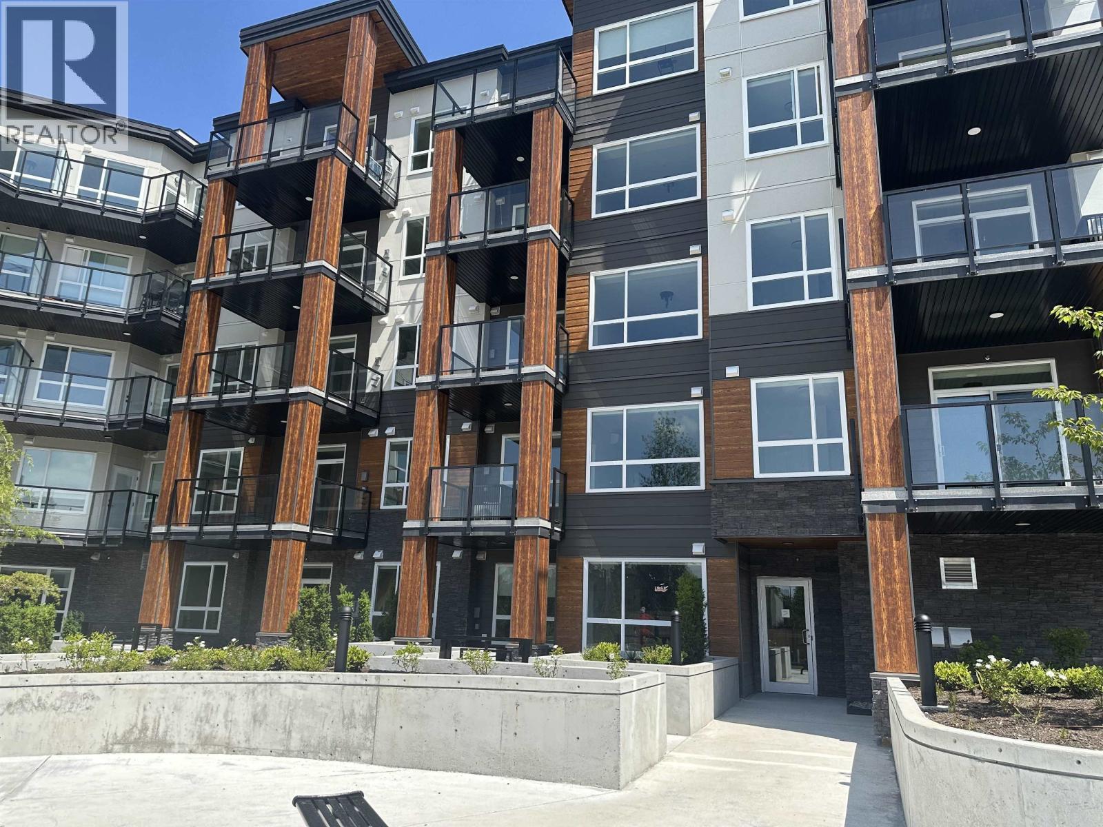 104 12109 223 STREET, Maple Ridge, British Columbia