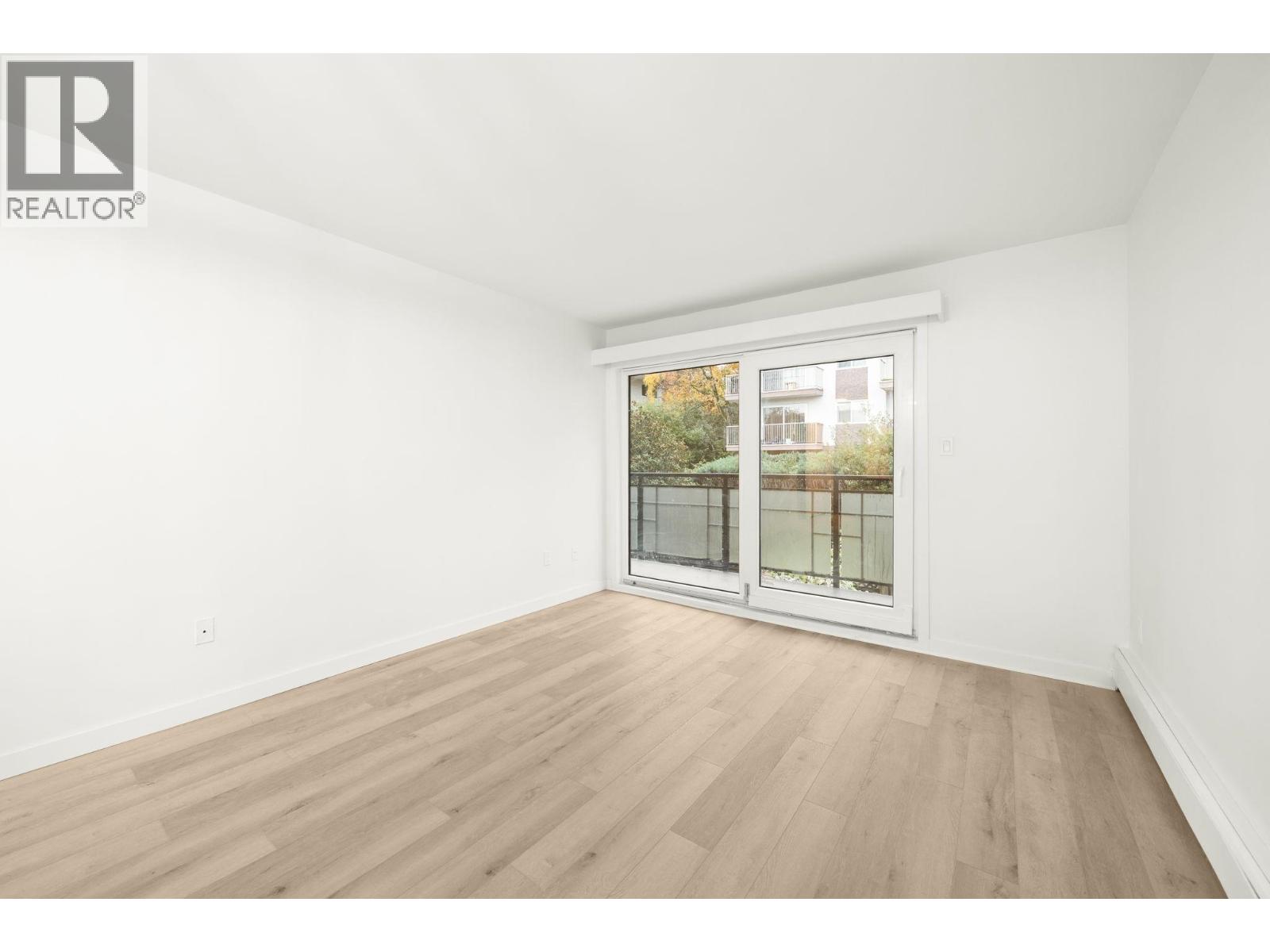 207 360 E 2nd Street, North Vancouver, British Columbia  V7L 4N6 - Photo 15 - R3062459