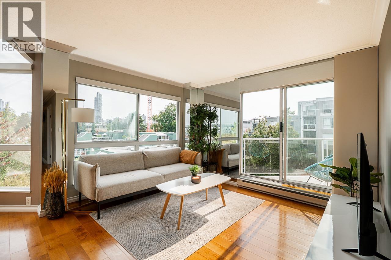 601 1510 W 1st Avenue, Vancouver, British Columbia  V6J 4S3 - Photo 1 - R3062476