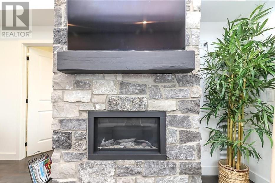 107 - 12 Beausoleil Lane, Blue Mountains, Ontario  L9Y 2X5 - Photo 28 - X12262442