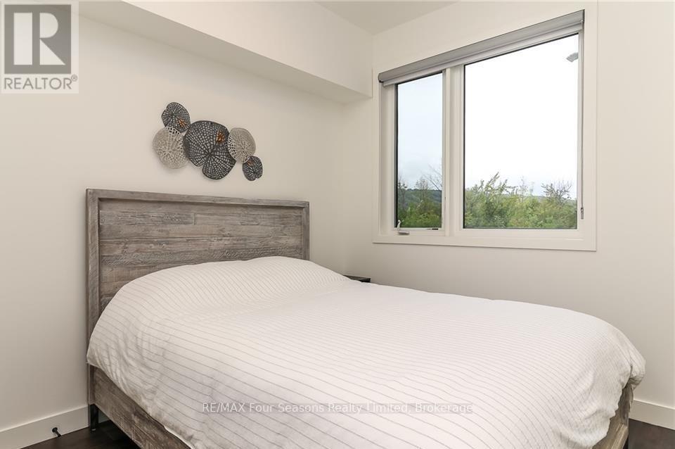 107 - 12 Beausoleil Lane, Blue Mountains, Ontario  L9Y 2X5 - Photo 6 - X12262442