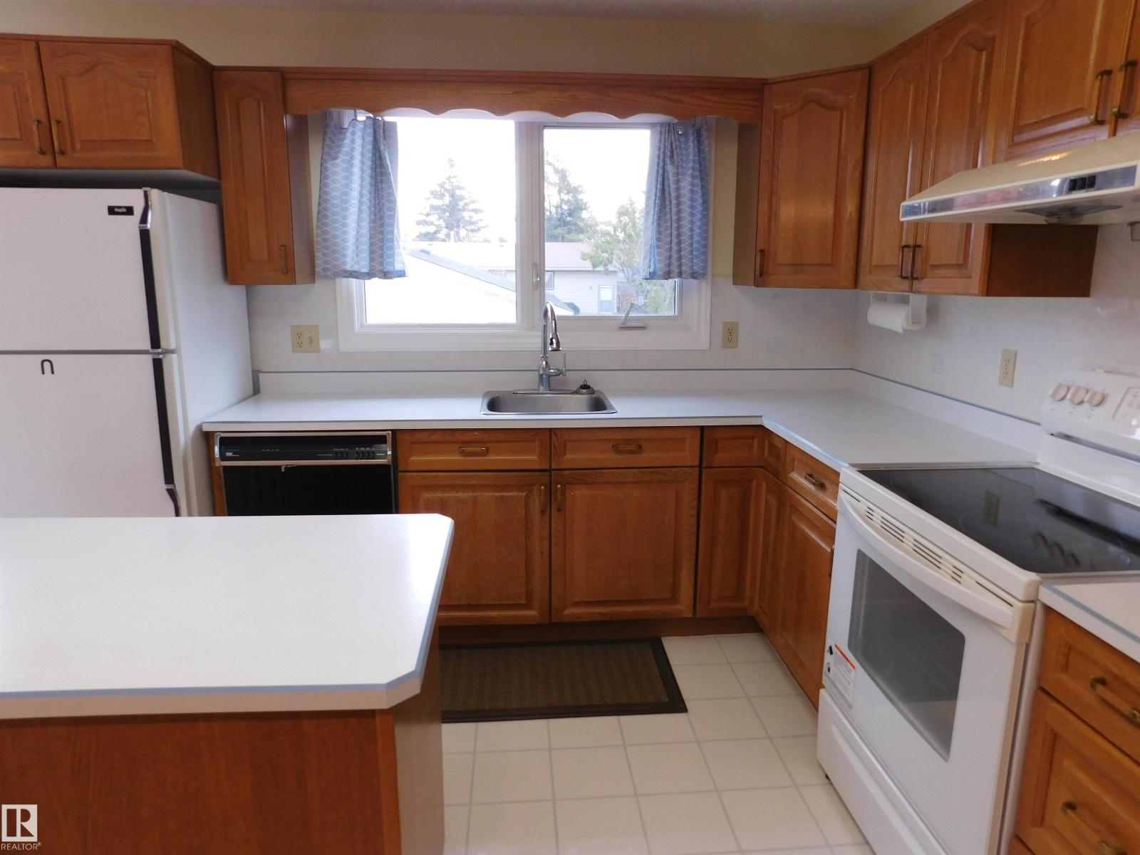 9311 187 St Nw, Edmonton, Alberta  T5T 1R8 - Photo 10 - E4463778