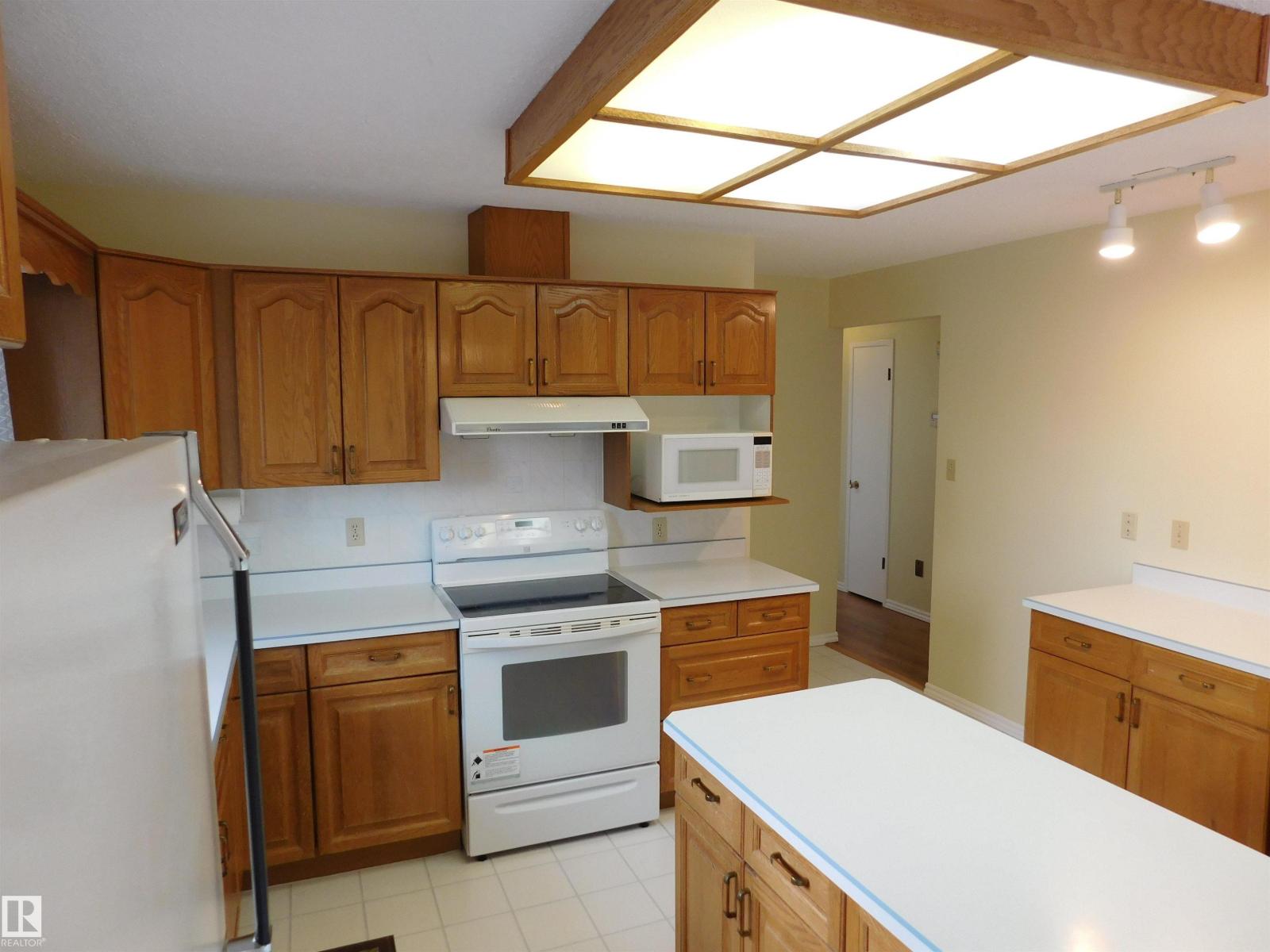 9311 187 St Nw, Edmonton, Alberta  T5T 1R8 - Photo 11 - E4463778