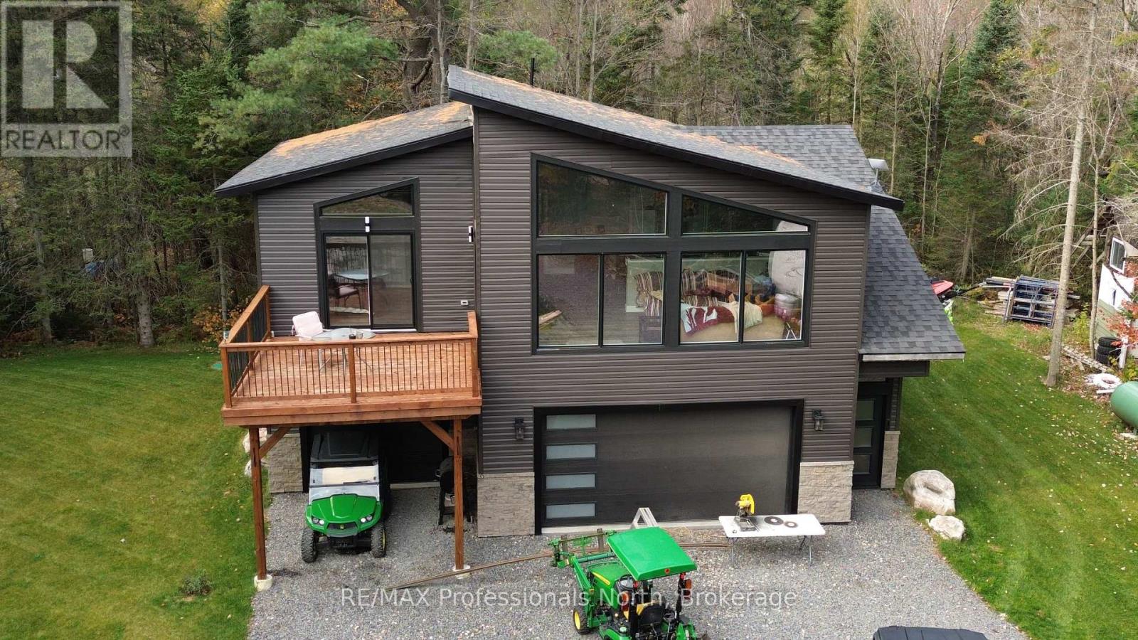 816 Second Avenue, Mcmurrich/monteith, Ontario  P0A 1J0 - Photo 3 - X12458491