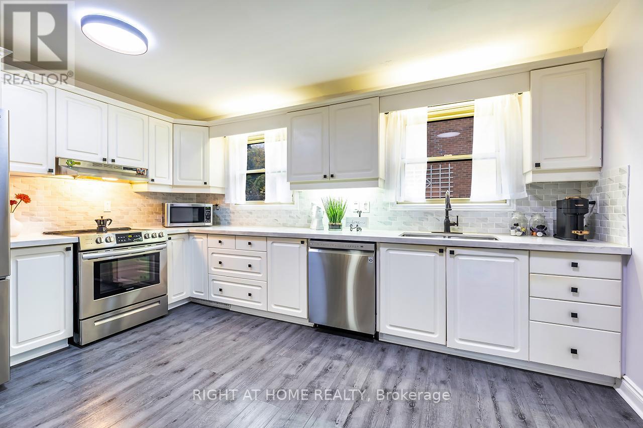 100 Humber Lea Road, Caledon, Ontario  L7E 3T7 - Photo 4 - W12475496