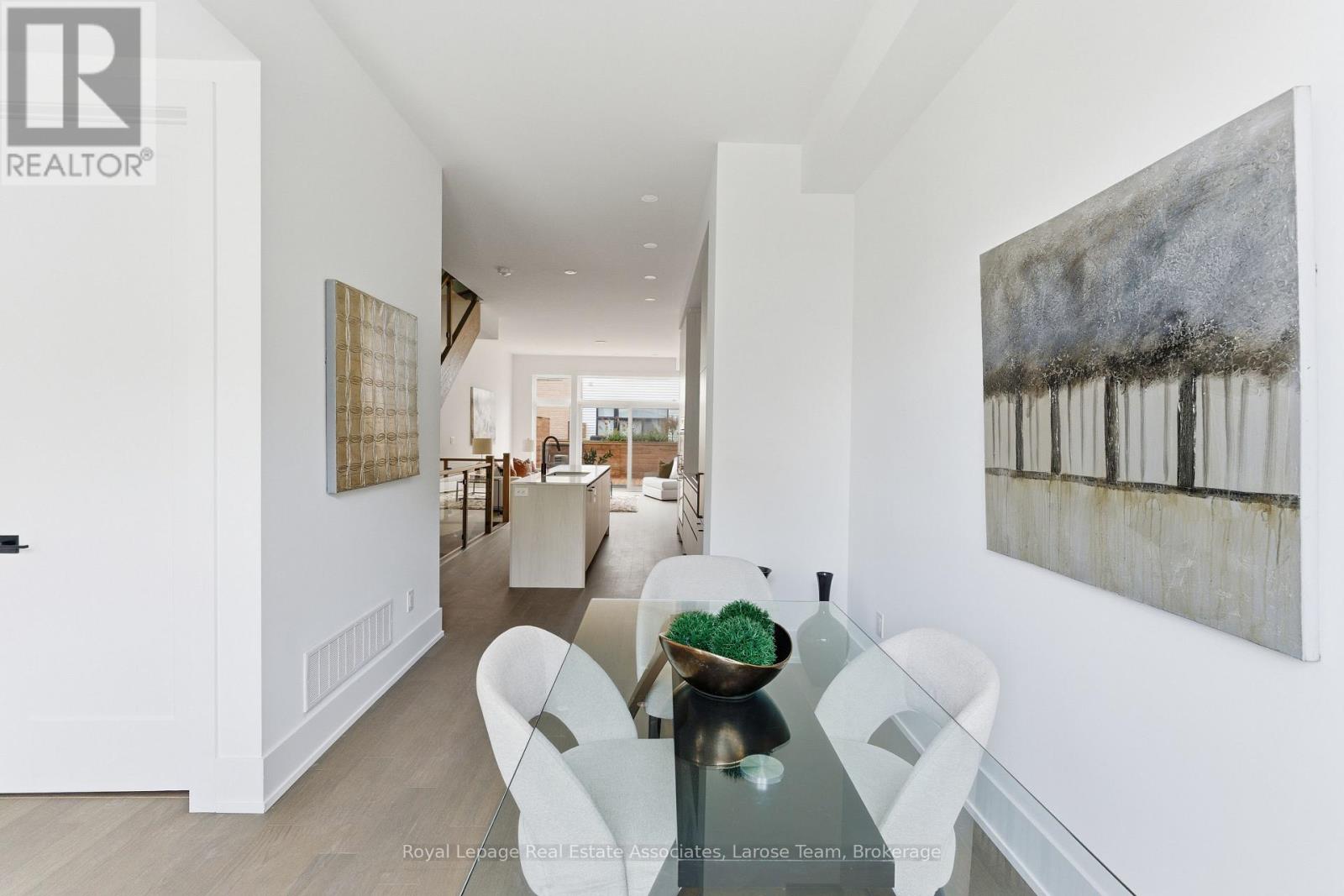 44 - 30 Lou Parsons Way, Mississauga, Ontario  L5H 0B2 - Photo 7 - W12474171