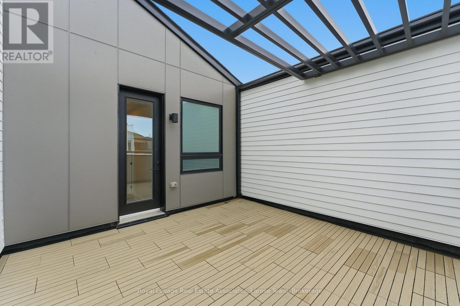 44 - 30 Lou Parsons Way, Mississauga, Ontario  L5H 0B2 - Photo 39 - W12474171