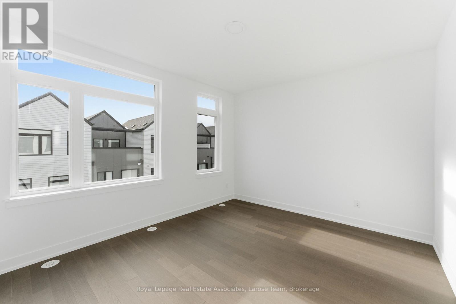 44 - 30 Lou Parsons Way, Mississauga, Ontario  L5H 0B2 - Photo 33 - W12474171