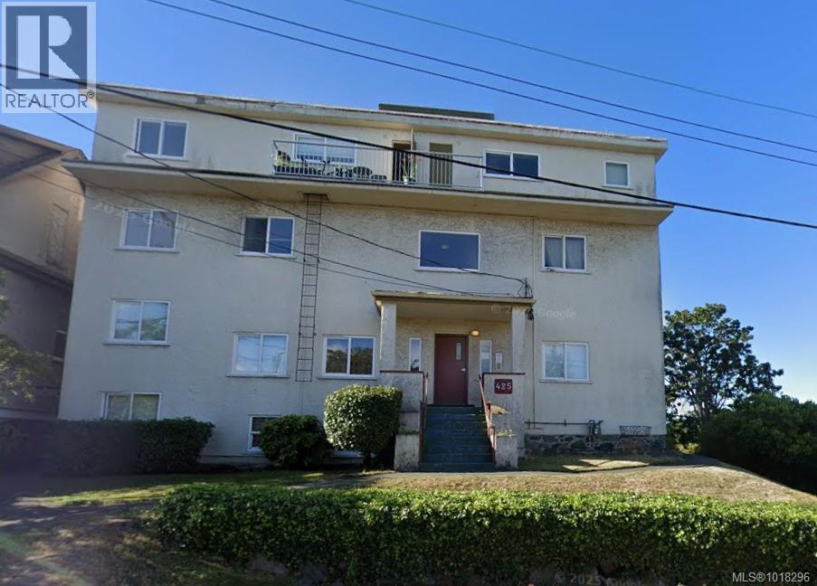 423 Wilson St, Esquimalt, British Columbia