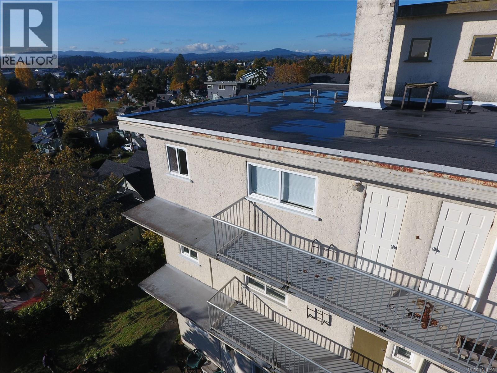 423 Wilson St, Esquimalt, British Columbia  V9A 3G6 - Photo 7 - 1018296