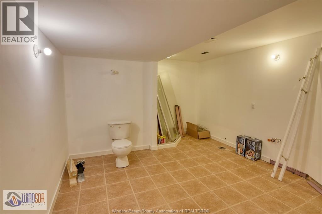 500 Clydesdale Court, Lakeshore, Ontario  N8L 0A1 - Photo 35 - 25027293