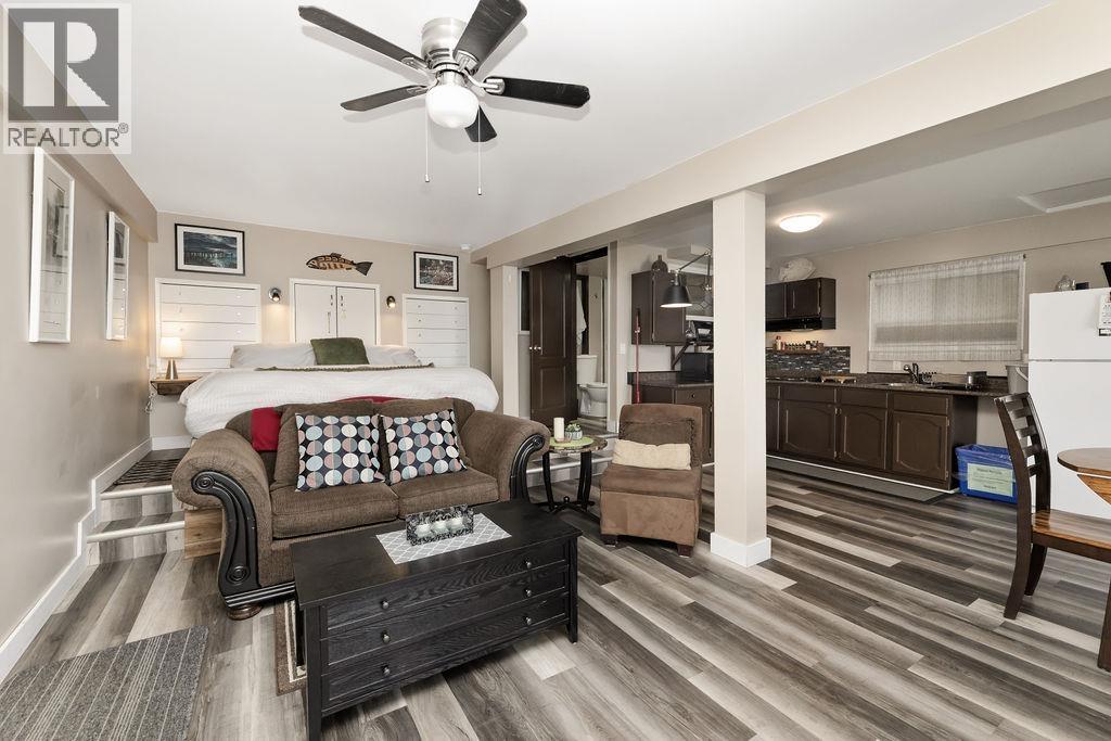 790 Marine Drive, Gibsons, British Columbia  V0N 1V1 - Photo 11 - R2984352