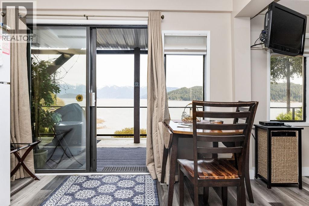 790 Marine Drive, Gibsons, British Columbia  V0N 1V1 - Photo 14 - R2984352