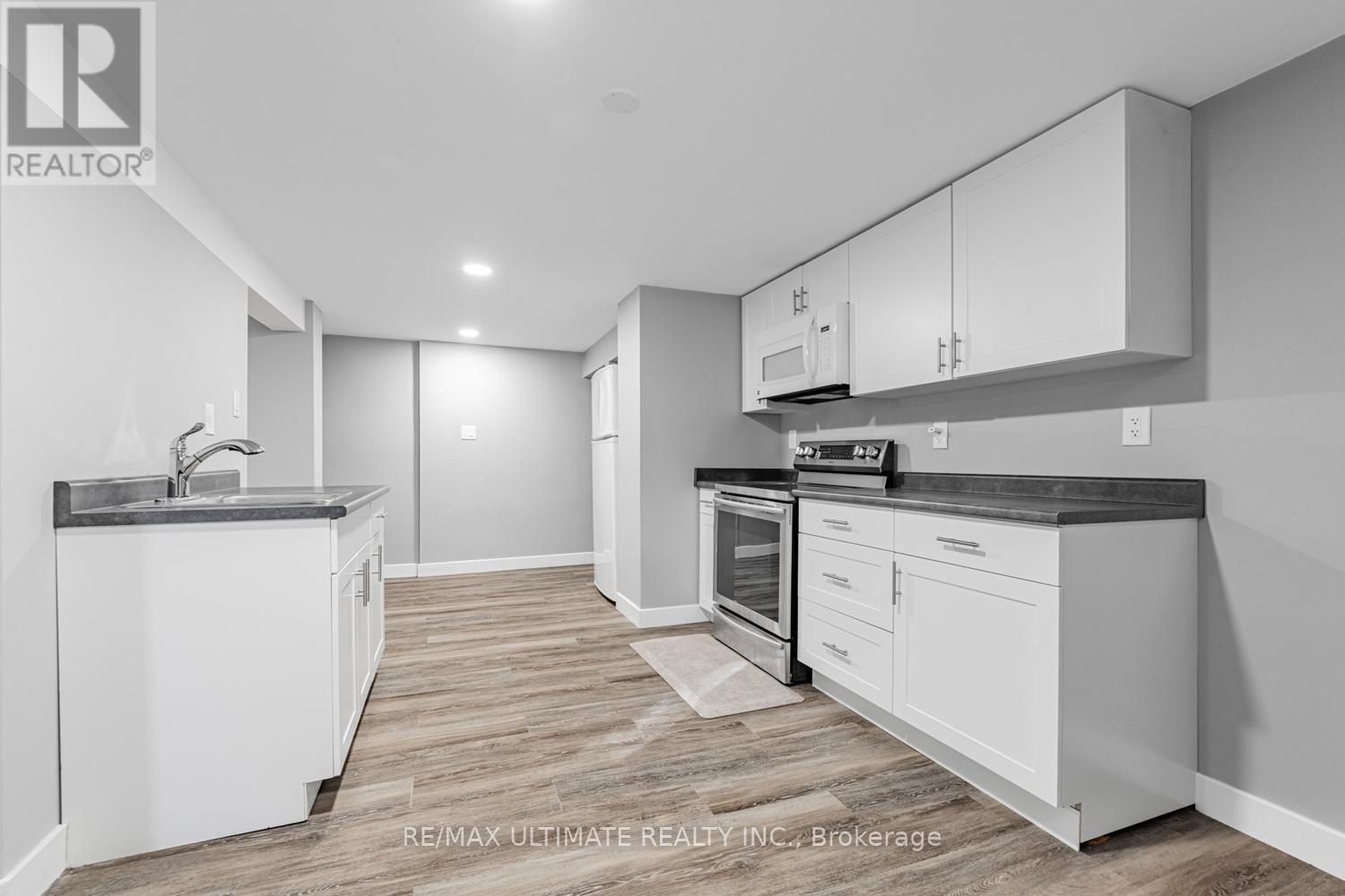 Lower - 977 Ferndale Crescent, Newmarket, Ontario  L3Y 6B6 - Photo 20 - N12479117