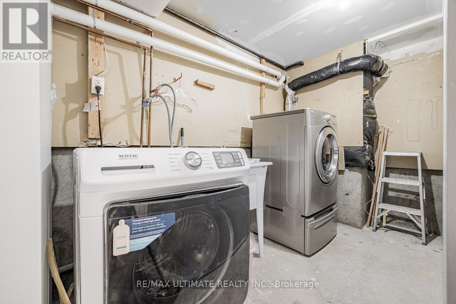 Lower - 977 Ferndale Crescent, Newmarket, Ontario  L3Y 6B6 - Photo 25 - N12479117