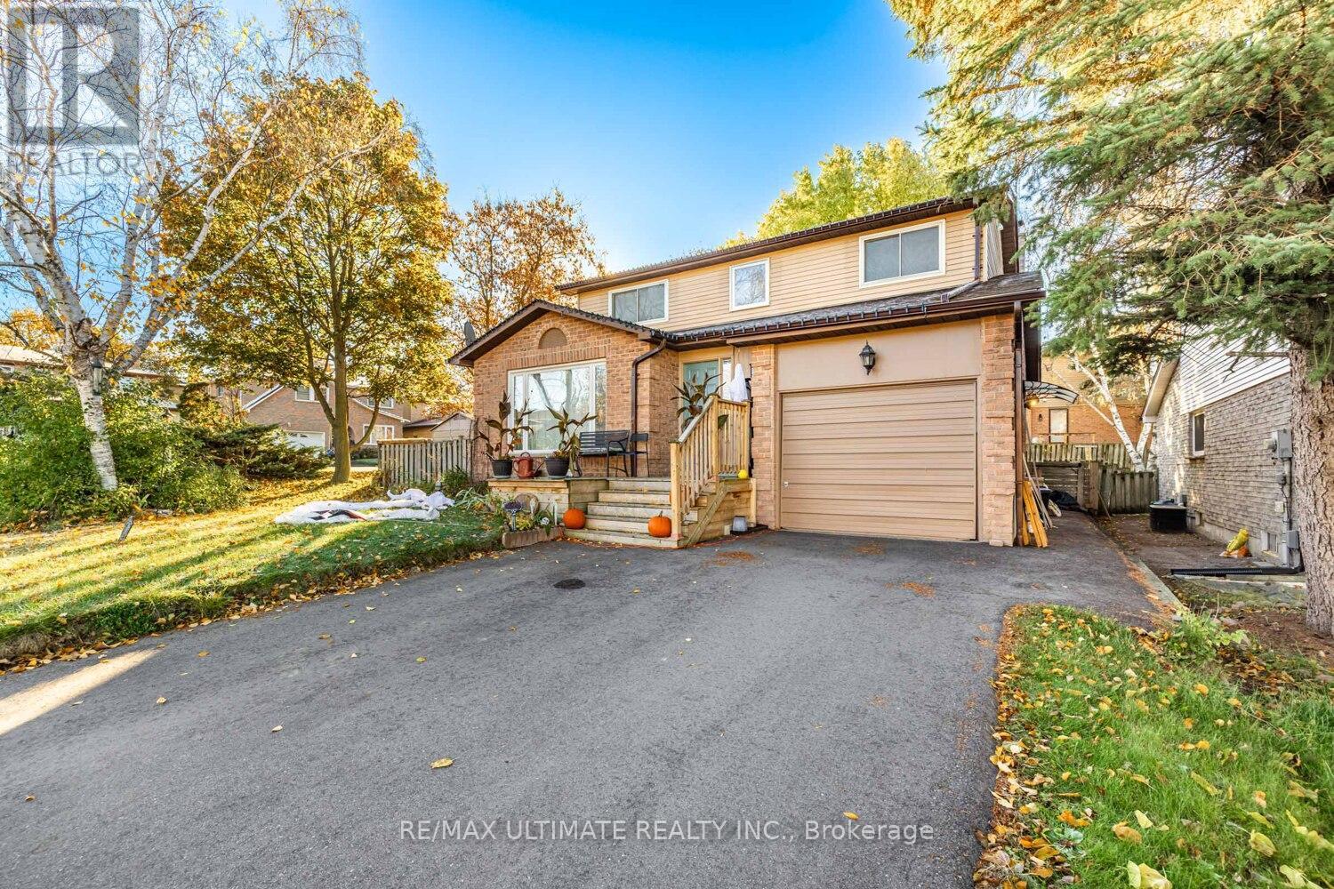 Lower - 977 Ferndale Crescent, Newmarket, Ontario  L3Y 6B6 - Photo 4 - N12479117