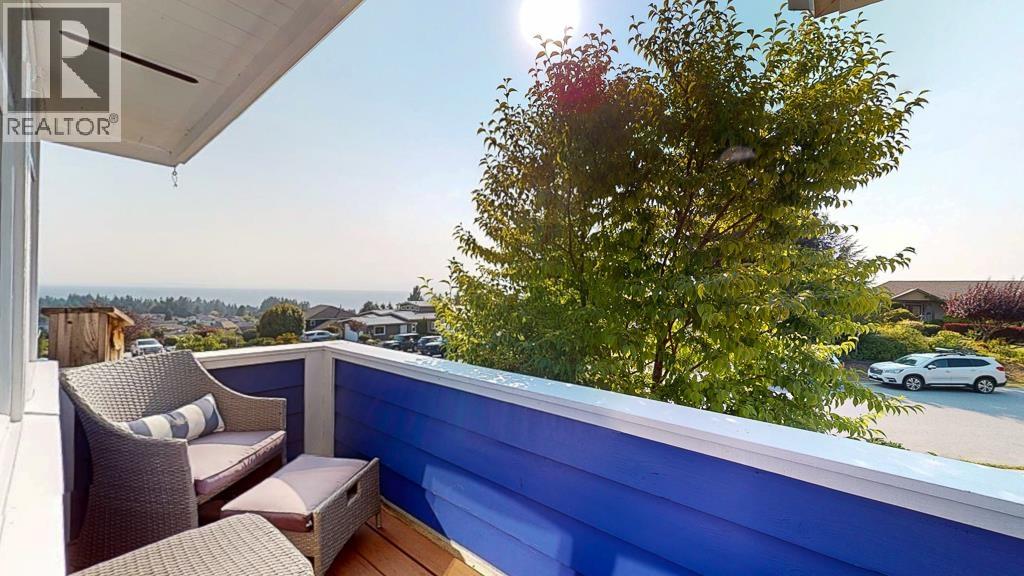 4868 Bluegrouse Drive, Sechelt, British Columbia  V7Z 0G4 - Photo 18 - R3043459