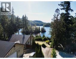 5090 ELLIOT ROAD, Garden Bay, British Columbia