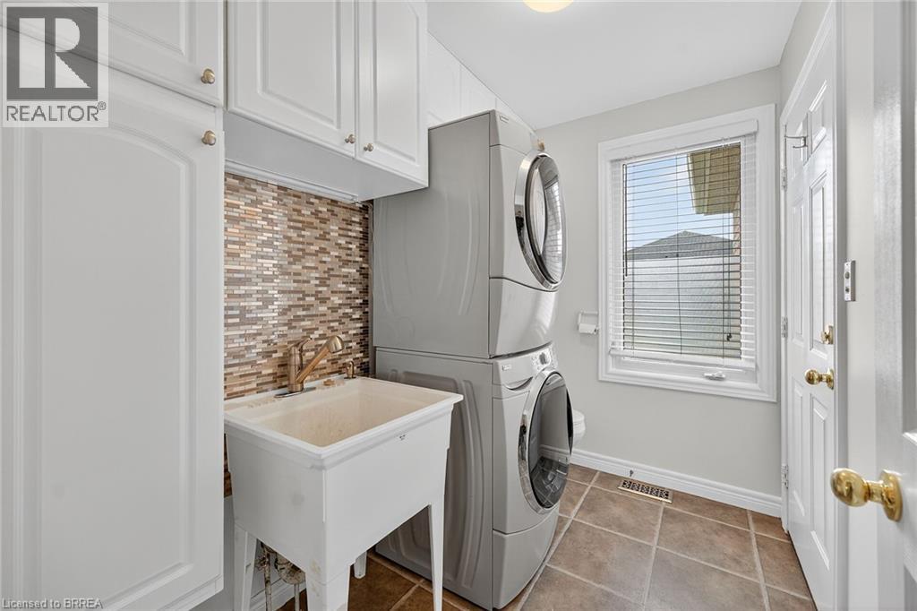 385 Park Road N Unit# 4, Brantford, Ontario  N3R 0A1 - Photo 30 - 40782644