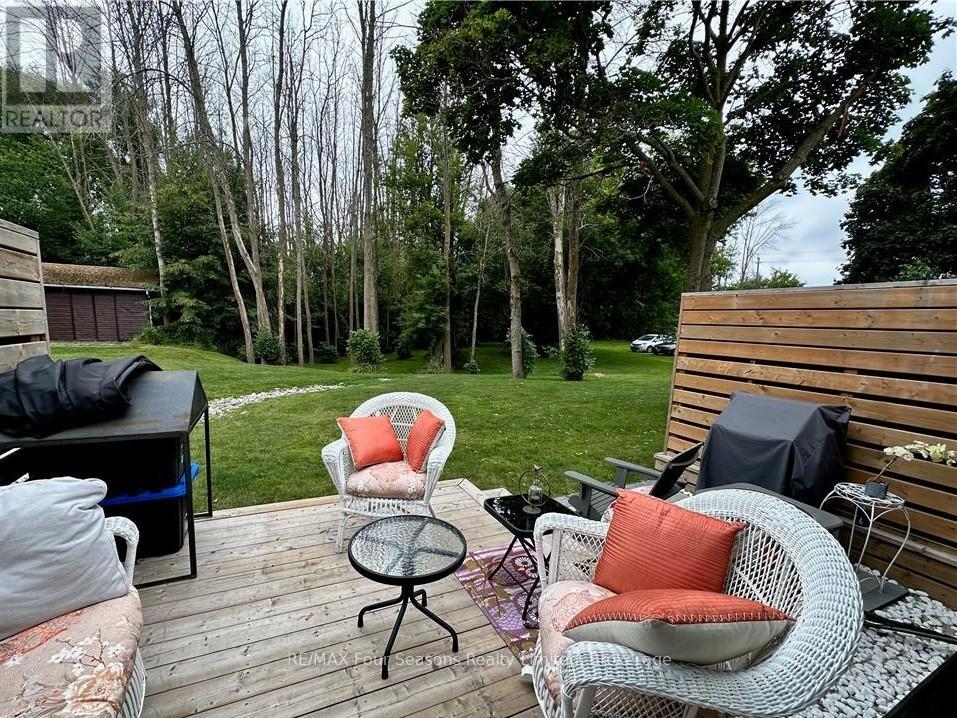 615 Tenth Street, Collingwood, Ontario  L9Y 4K6 - Photo 13 - S12330364