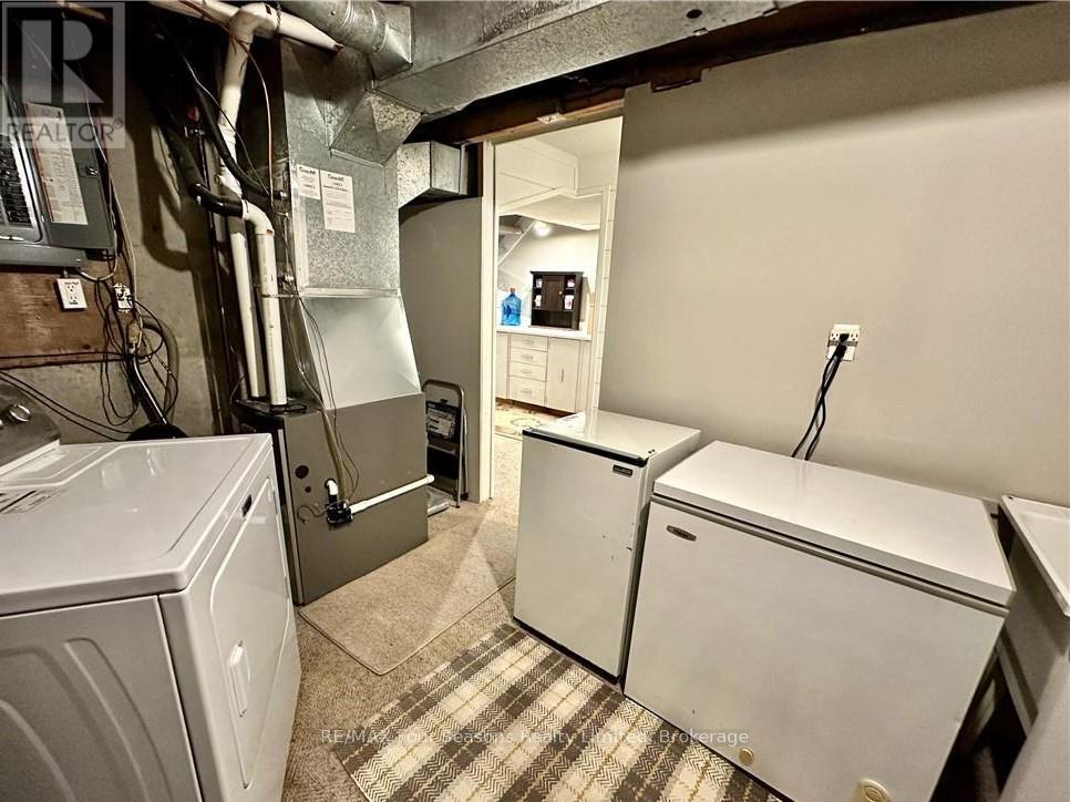 615 Tenth Street, Collingwood, Ontario  L9Y 4K6 - Photo 39 - S12330364