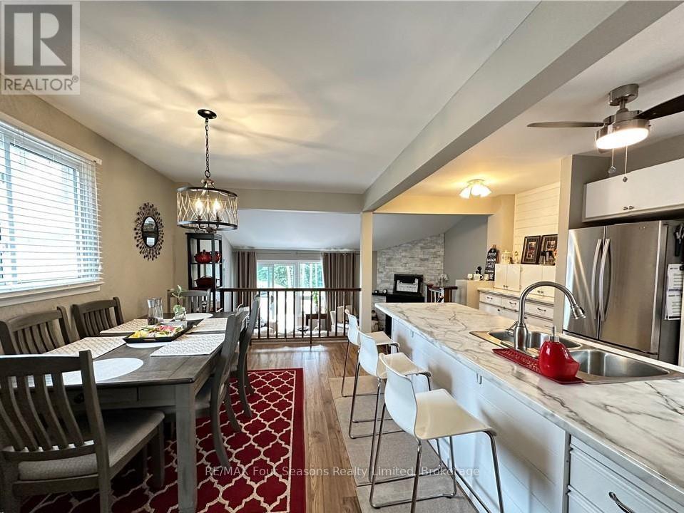 615 Tenth Street, Collingwood, Ontario  L9Y 4K6 - Photo 7 - S12330364