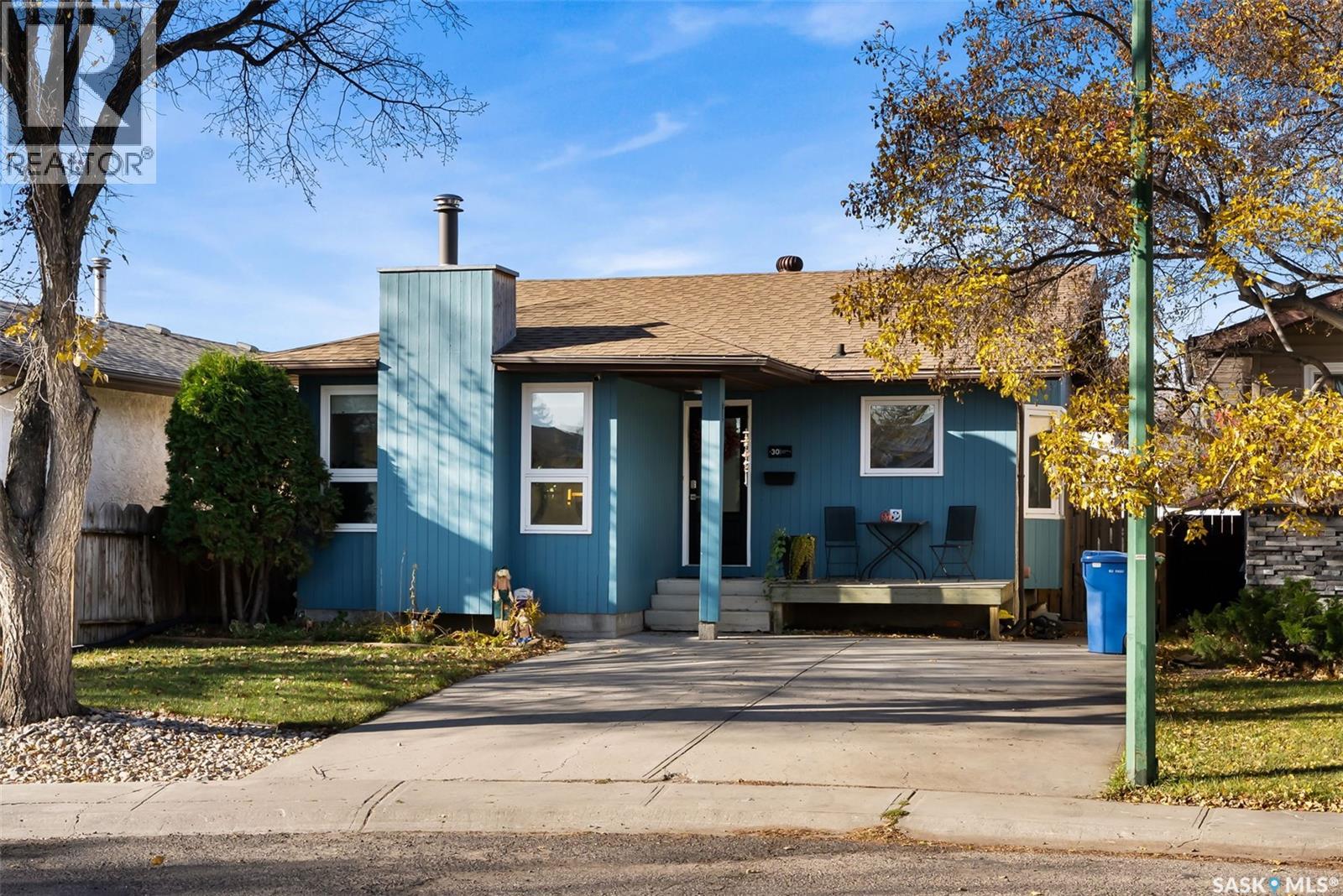 30 Sherman ROAD, regina, Saskatchewan