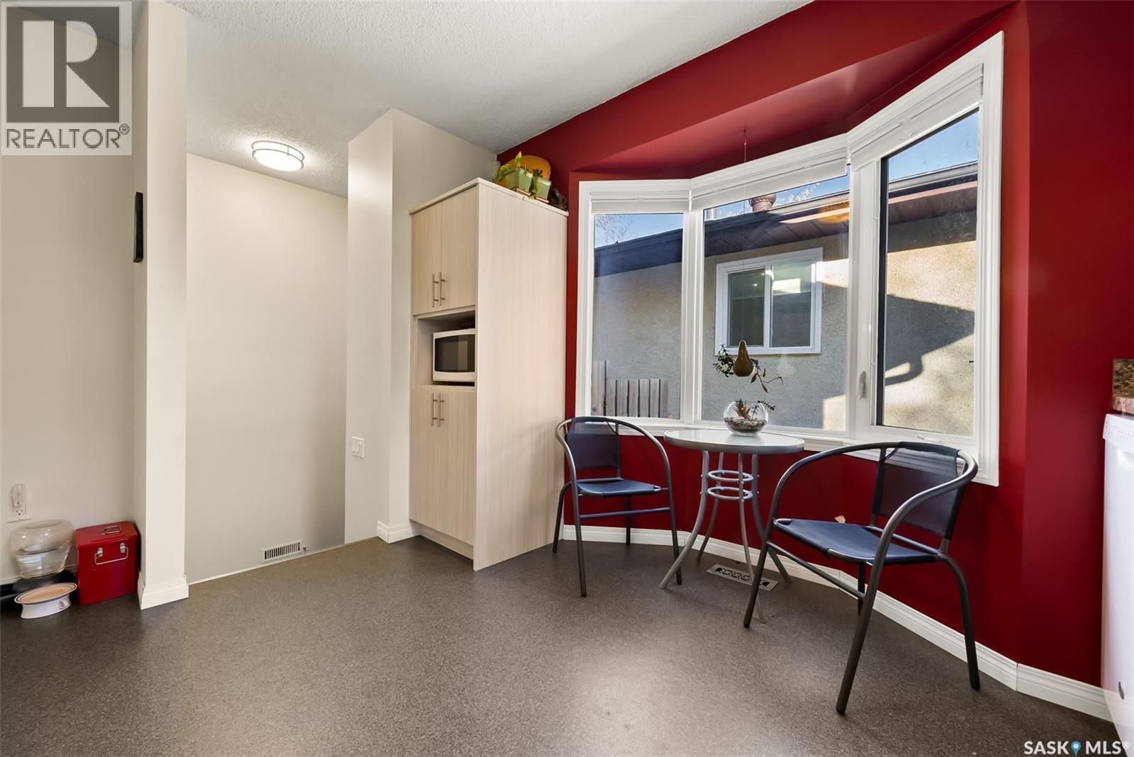 30 Sherman Road, Regina, Saskatchewan  S4X 2R8 - Photo 11 - SK021876