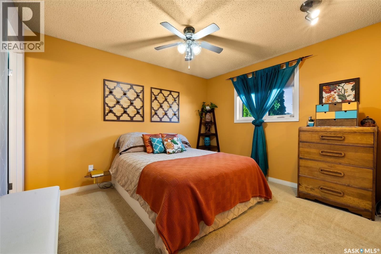 30 Sherman Road, Regina, Saskatchewan  S4X 2R8 - Photo 12 - SK021876