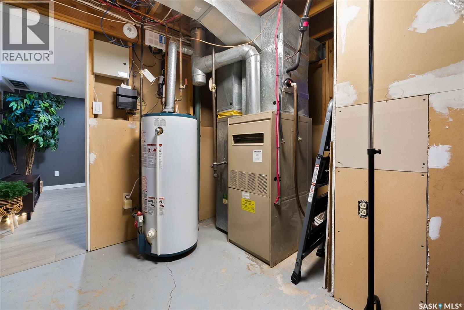 30 Sherman Road, Regina, Saskatchewan  S4X 2R8 - Photo 32 - SK021876