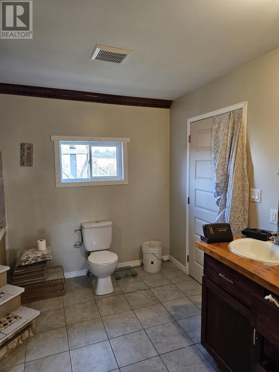 210 Braniff Rd, Bruce Mines, Ontario  P0R 1L0 - Photo 12 - SM253095