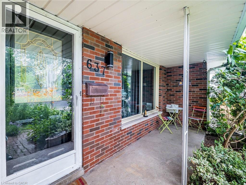 637 ARTREVA Crescent, burlington, Ontario