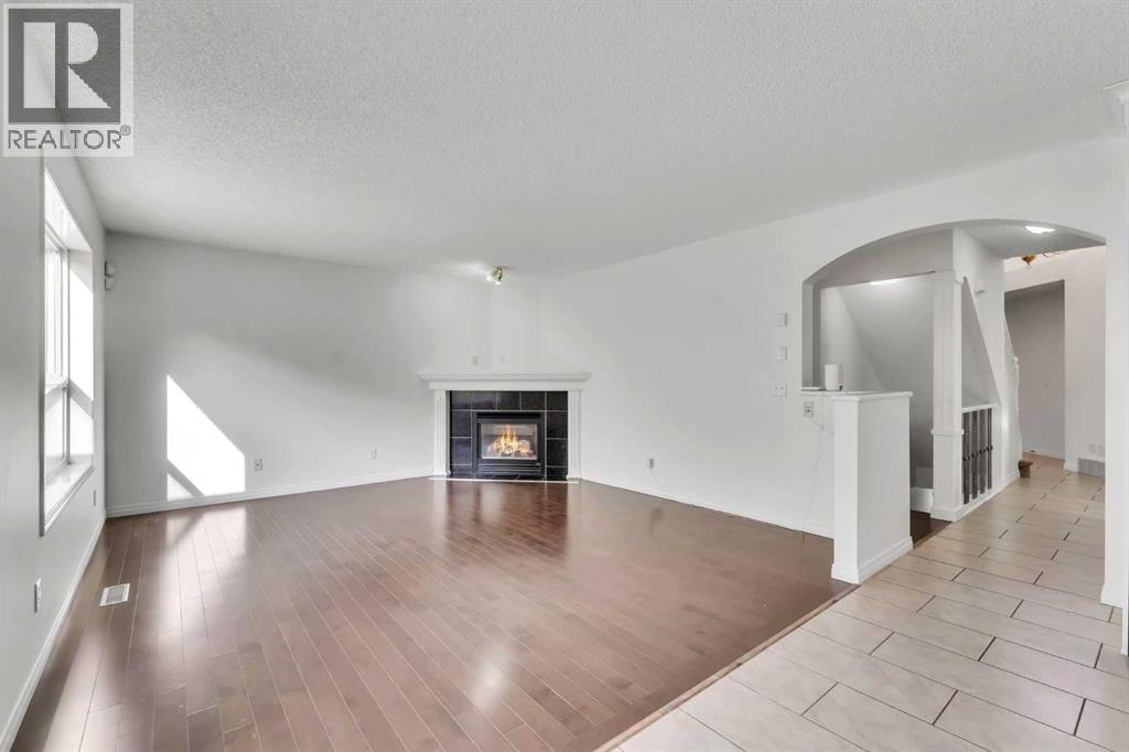 338 Panamount Drive Nw, Calgary, Alberta  T3K 5M1 - Photo 12 - A2265519