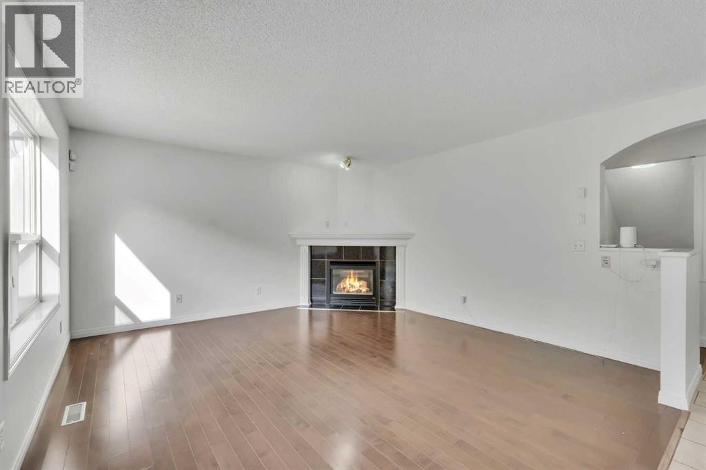 338 Panamount Drive Nw, Calgary, Alberta  T3K 5M1 - Photo 13 - A2265519