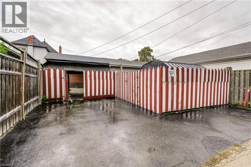 235 Emerald Street N, Hamilton, Ontario  L8L 5L1 - Photo 35 - 40771729
