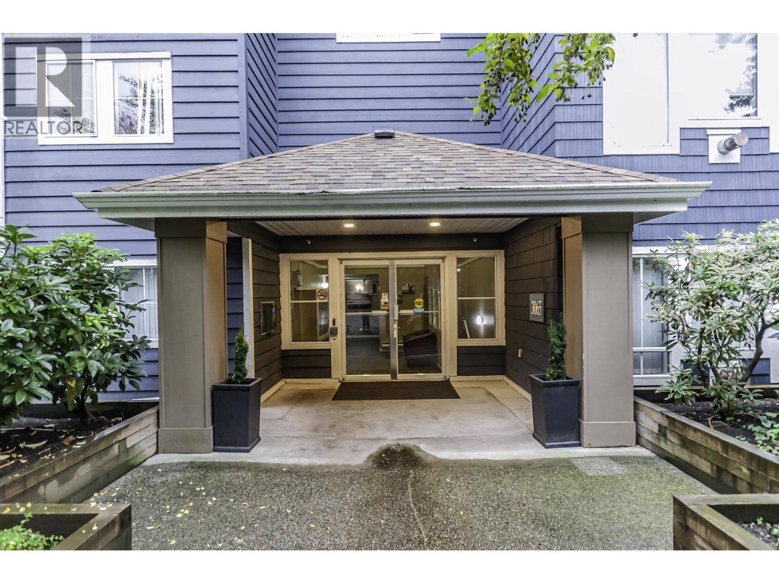 305 3065 Primrose Lane, Coquitlam, British Columbia  V3B 7P7 - Photo 1 - R3062306