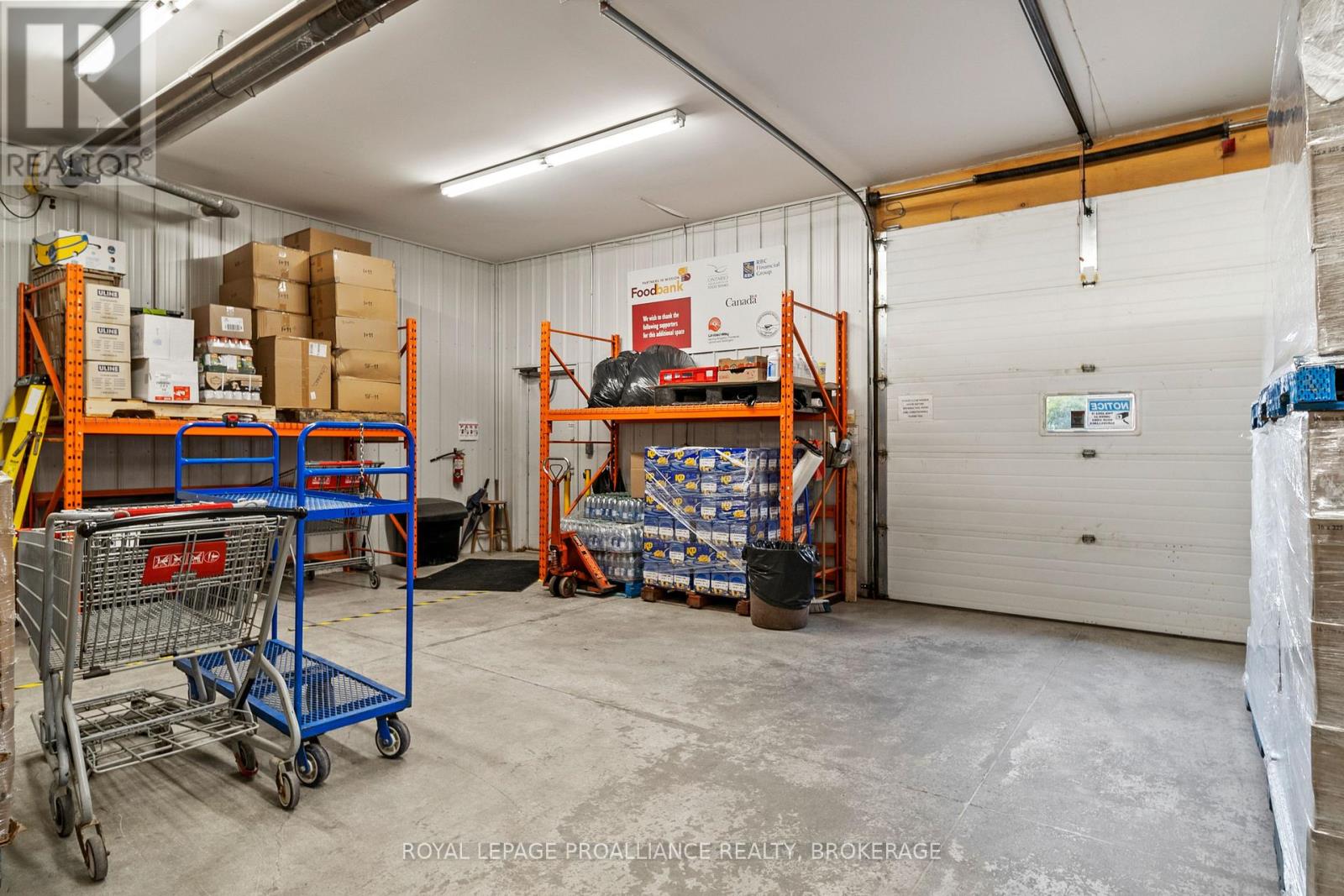 140 Hickson Avenue, Kingston (East Of Sir John A. Blvd), Ontario  K7K 2N6 - Photo 8 - X12486260