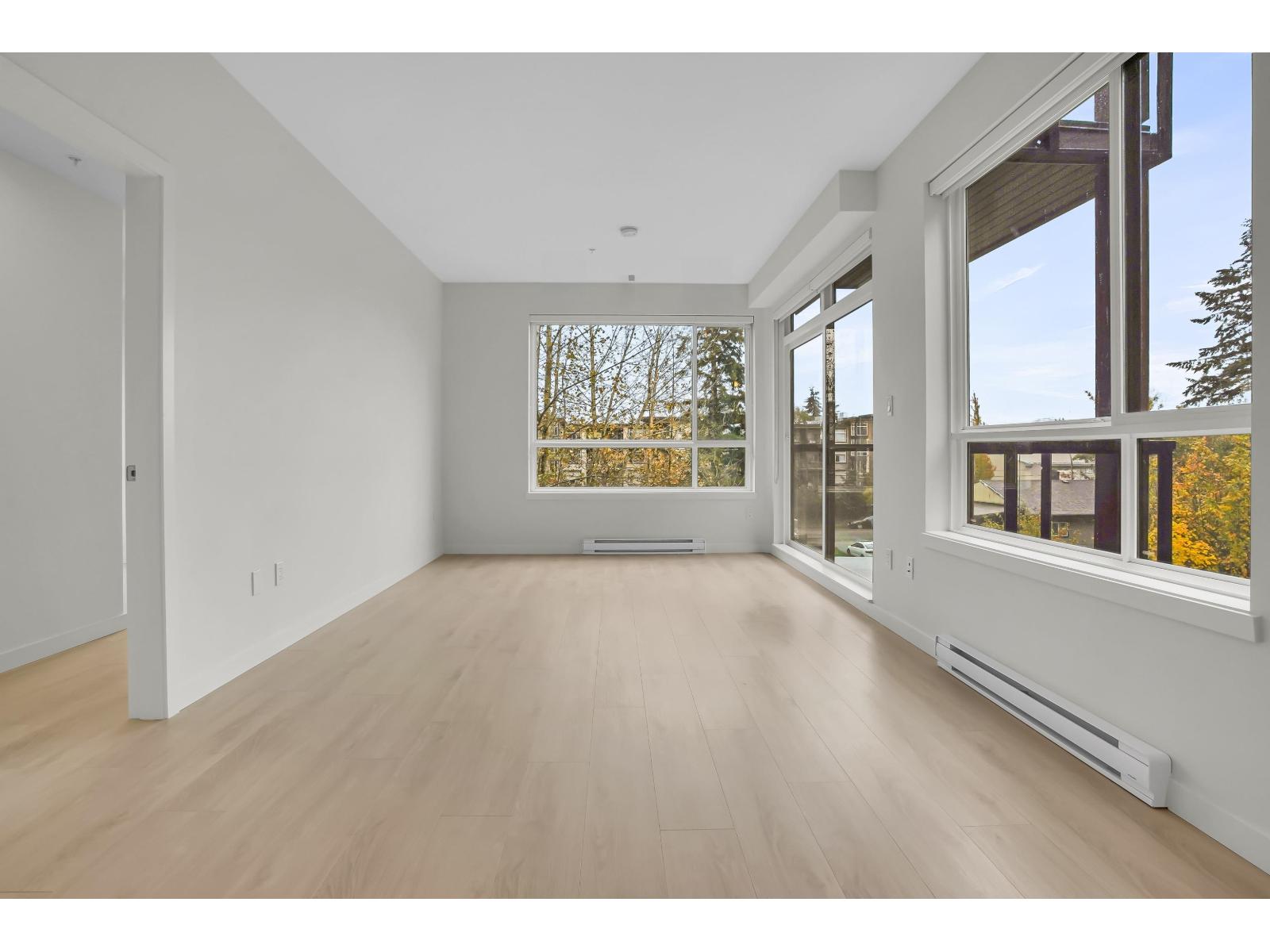 E318 13858 108 Avenue, Surrey, British Columbia  V3T 0T9 - Photo 4 - R3061903