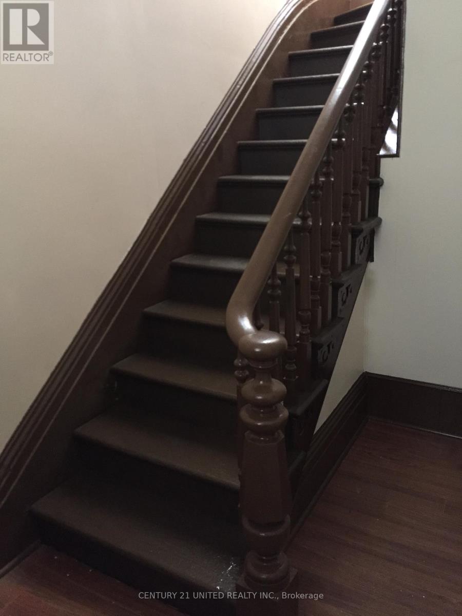 234 Antrim Street, Peterborough, Ontario  K9H 3G4 - Photo 19 - X12486228