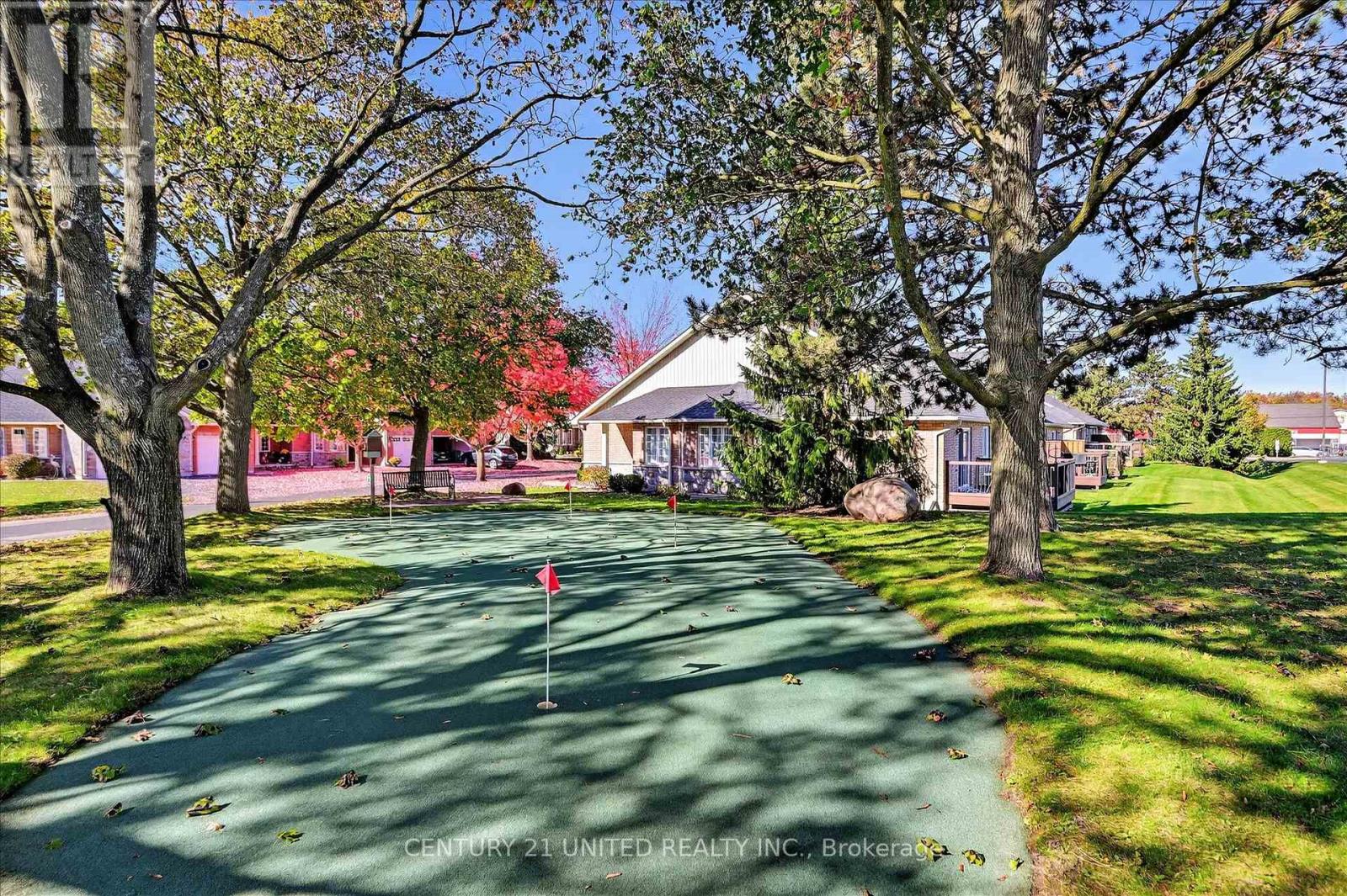 6 Village Crescent, Peterborough (Otonabee Ward 1), Ontario  K9J 8S7 - Photo 32 - X12486284