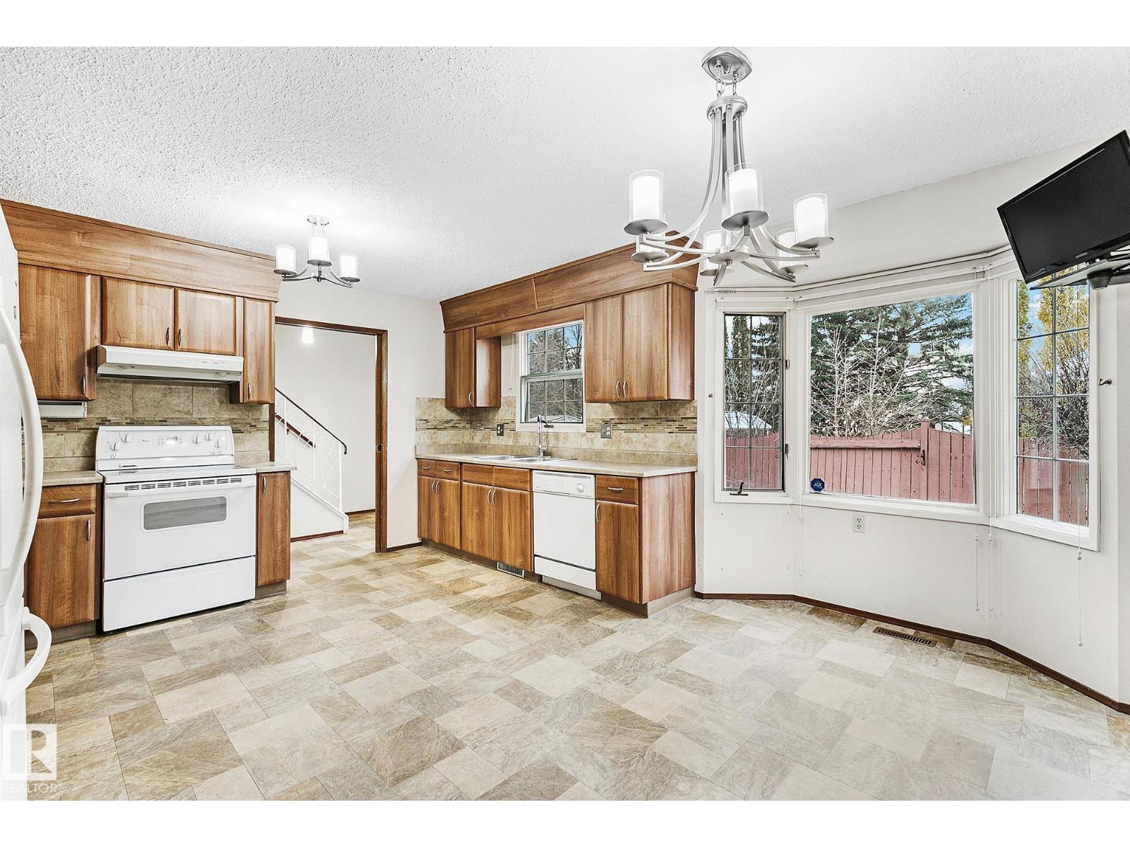 186 Willow Wy Nw, Edmonton, Alberta  T5T 1C8 - Photo 7 - E4463781